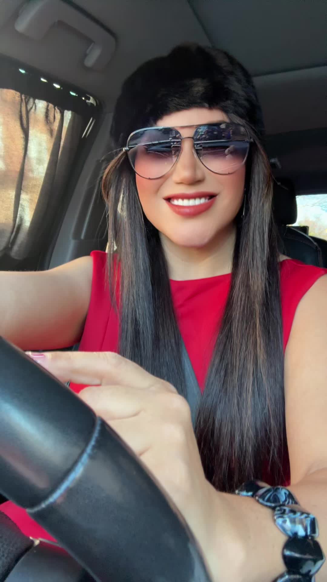 @MiriamLeon