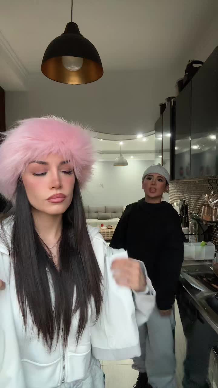@atousaism