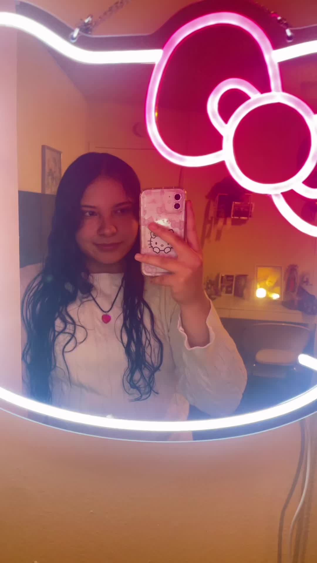 @daisymerollin