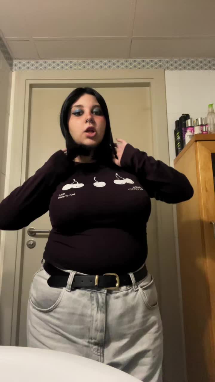 @laaiaa 🦇