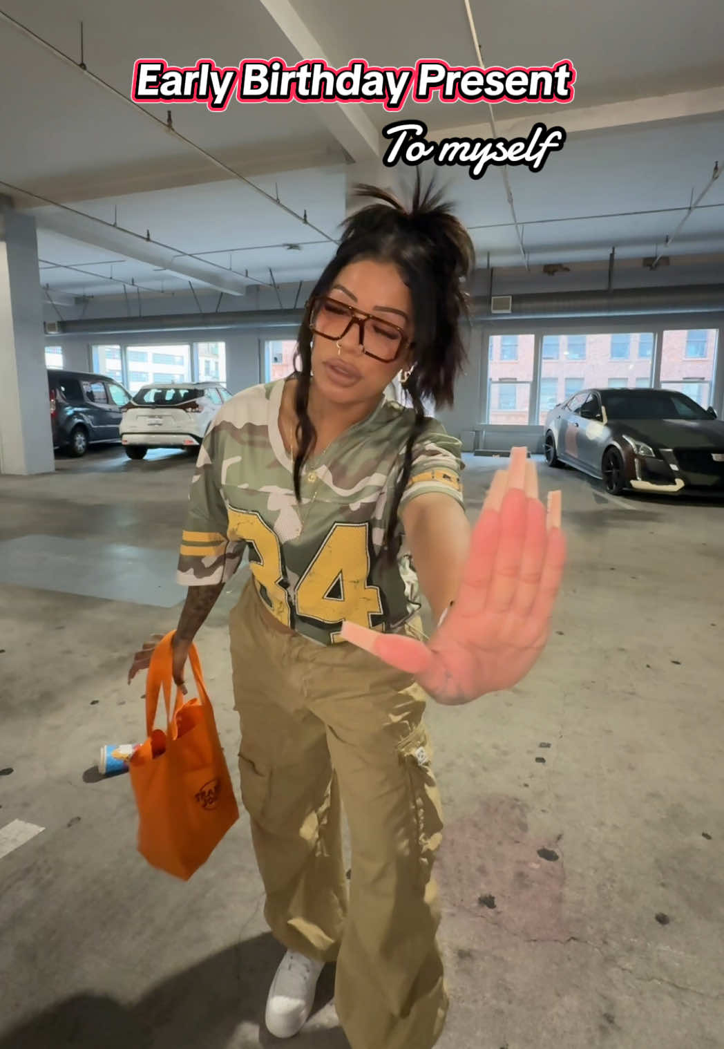 @Glo