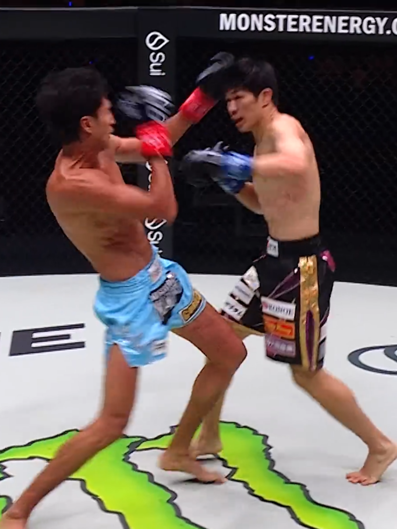 @K&ecirc;nh B&oacute;ng Đ&aacute;