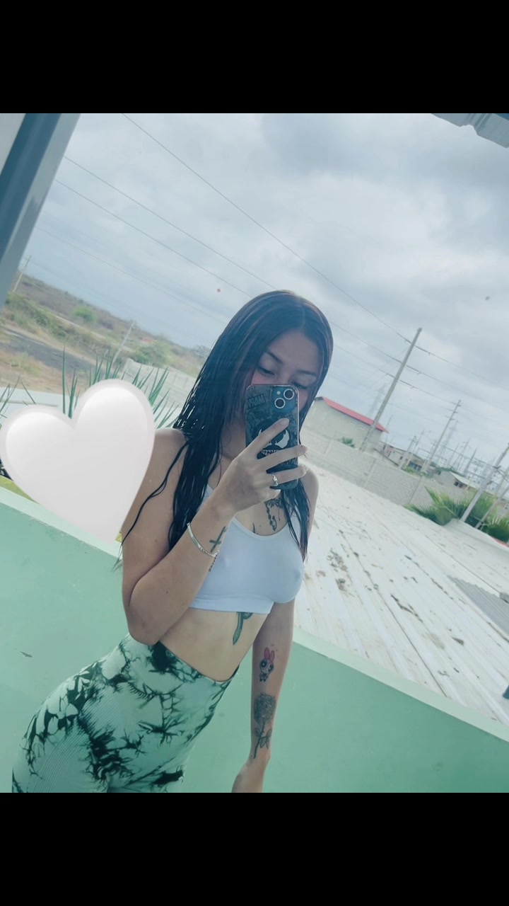 @Noa 🩷🫦