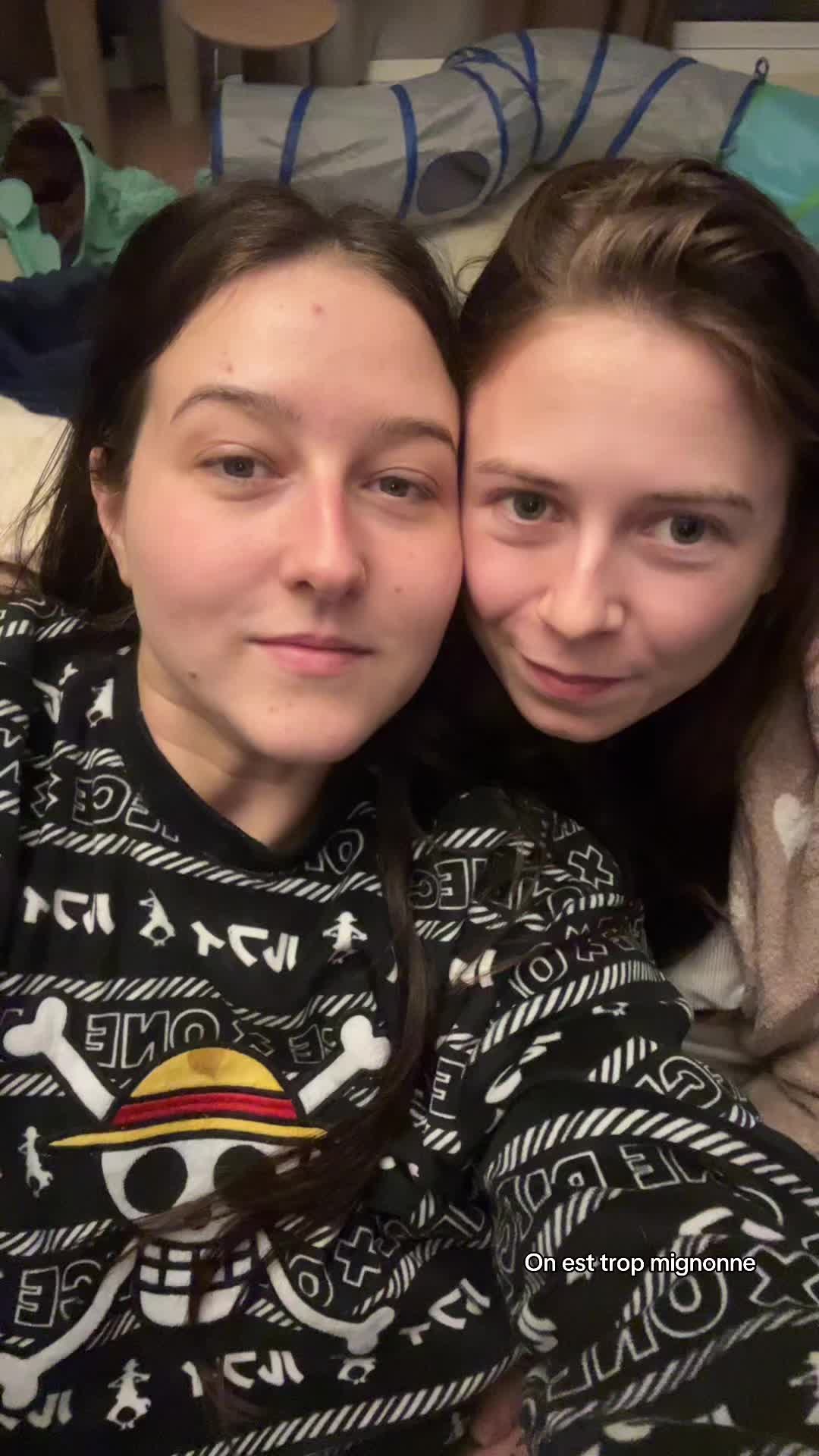 @Lise &amp; Ga&euml;lle 🖤 wlw