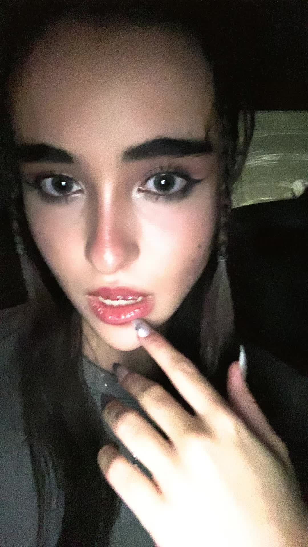 @R.