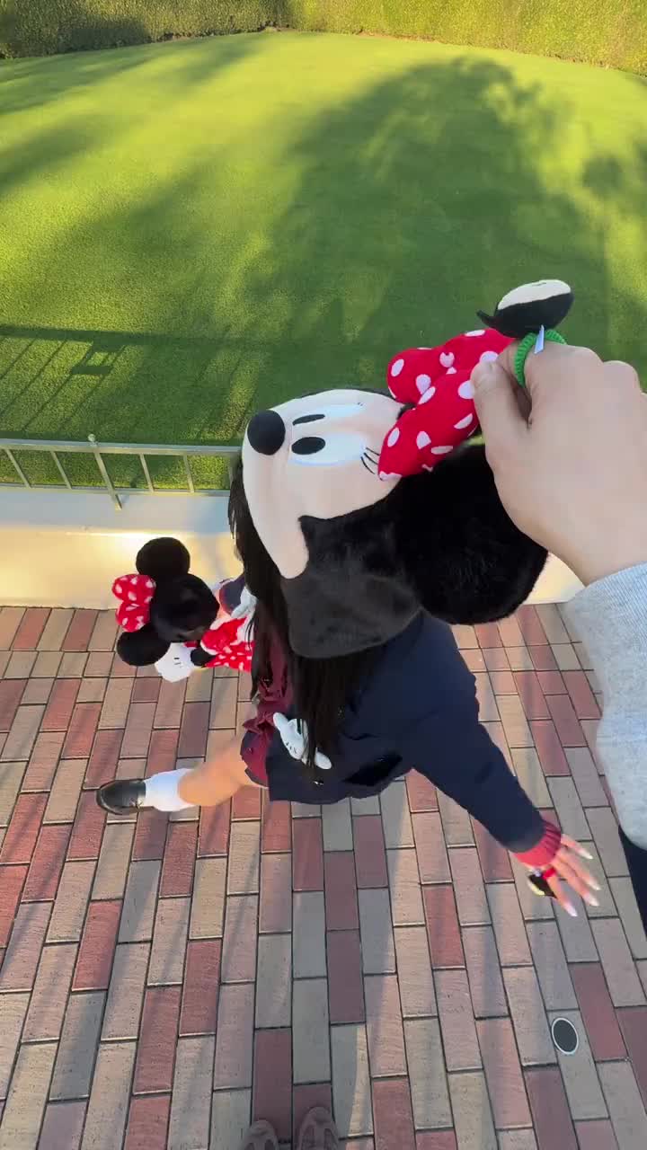 @⠀