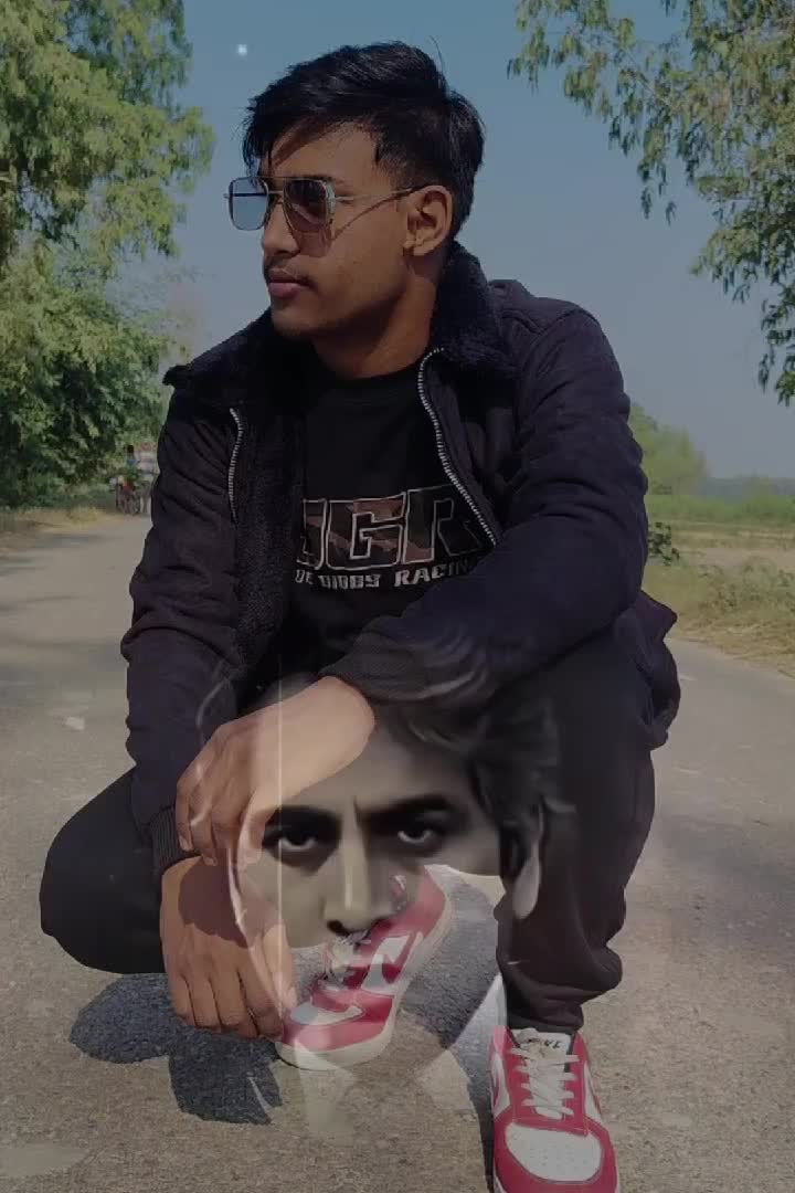 @ᴀɴɪʟ ᴛʜᴀᴋᴜʀ