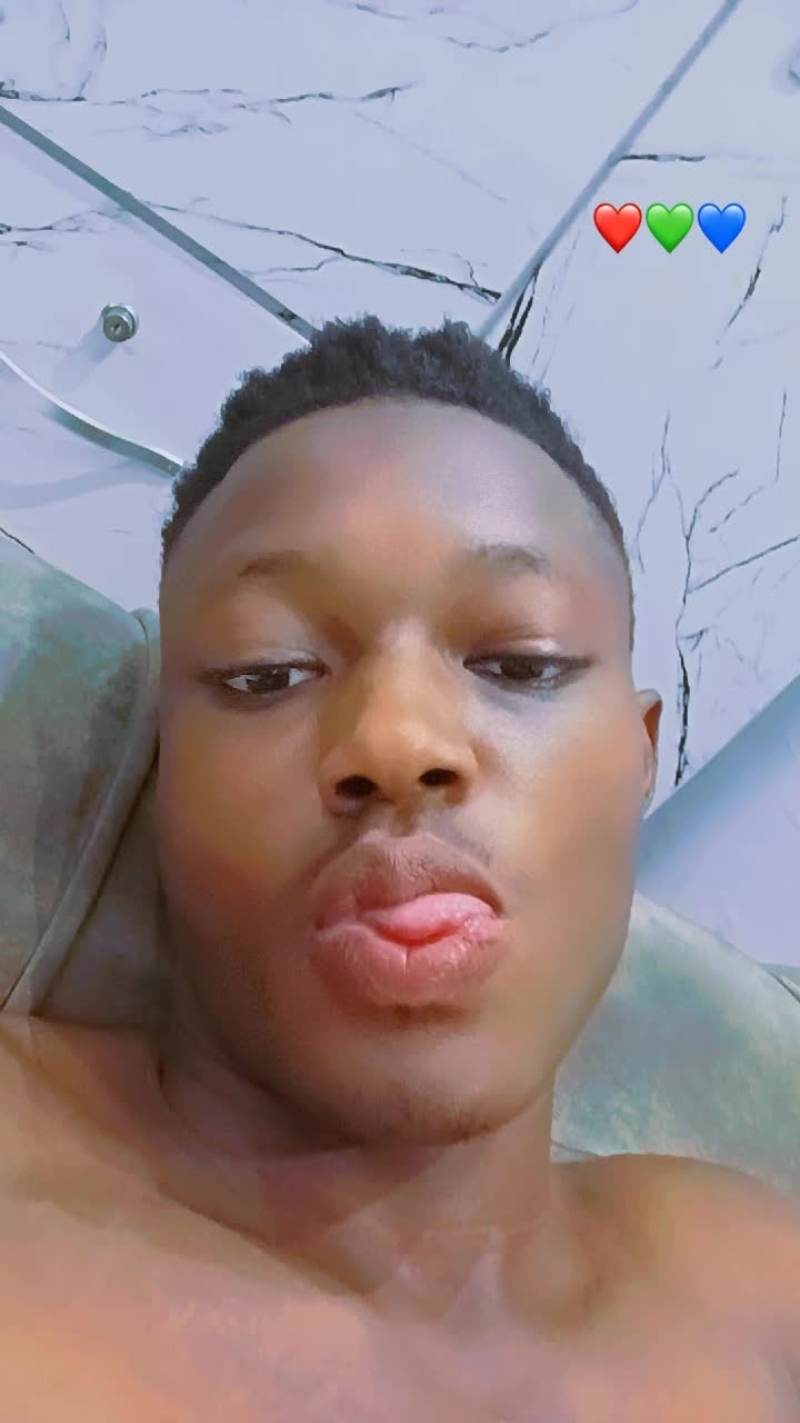 @Salo  naa🌹🌹🌹🌹❤️
