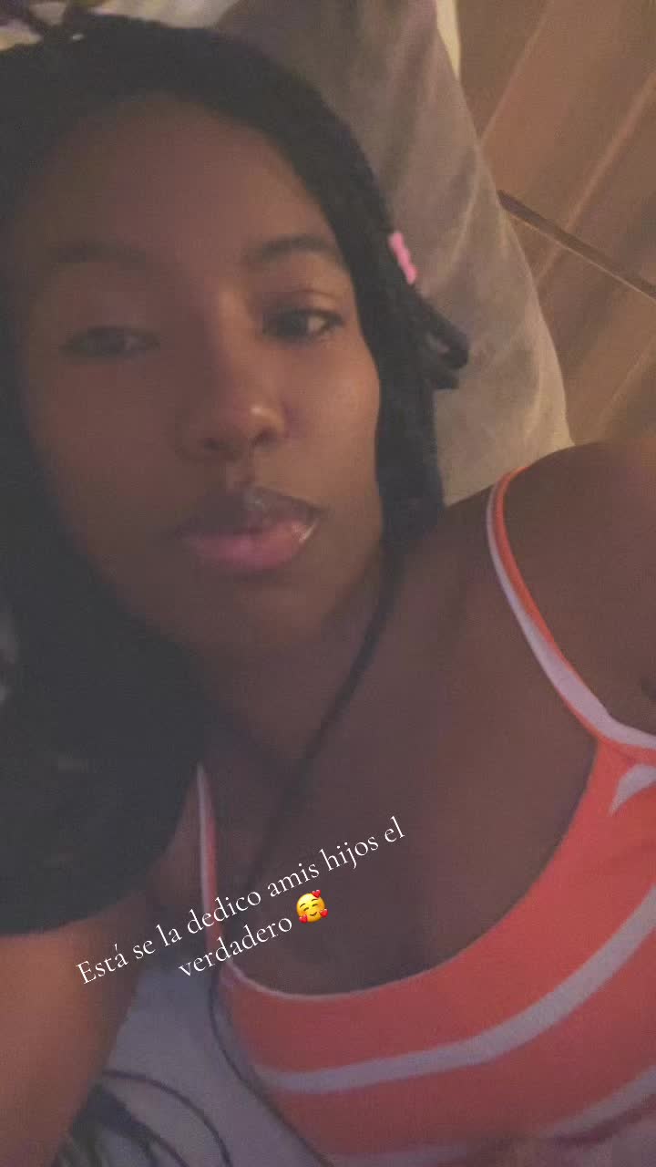@Mar&iacute;a Alvear🥰