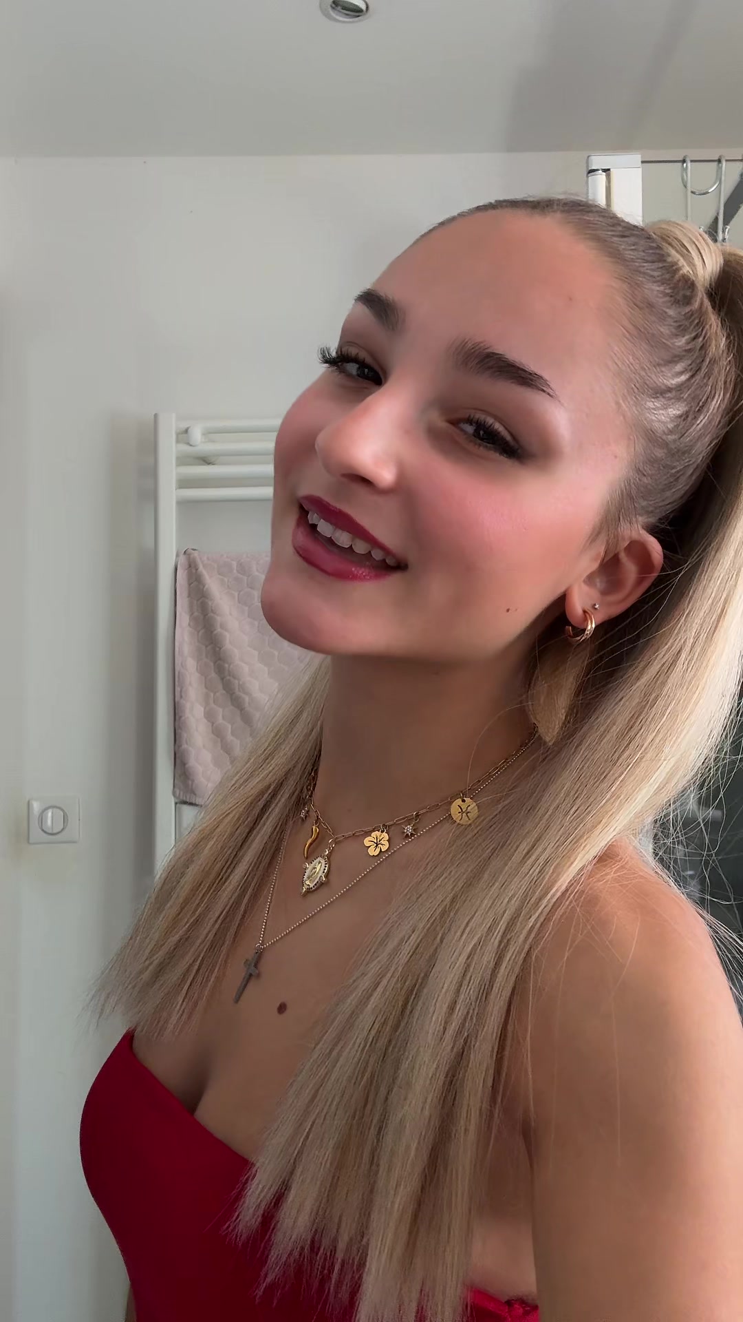 @𝑪𝒂𝒓𝒍𝒂 🌺