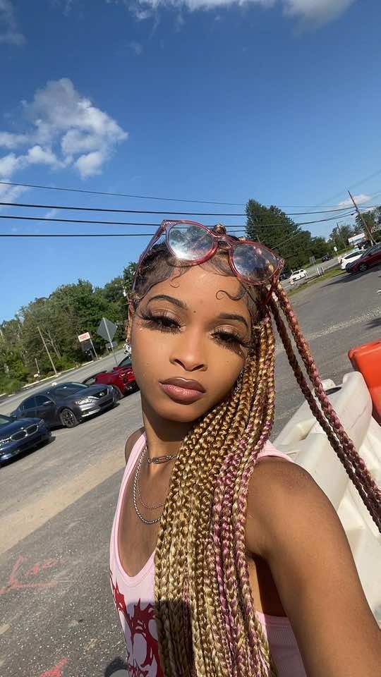 @JessiKeys 👅🇭🇹