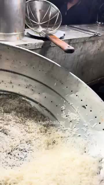 @Mi Mumbaiker