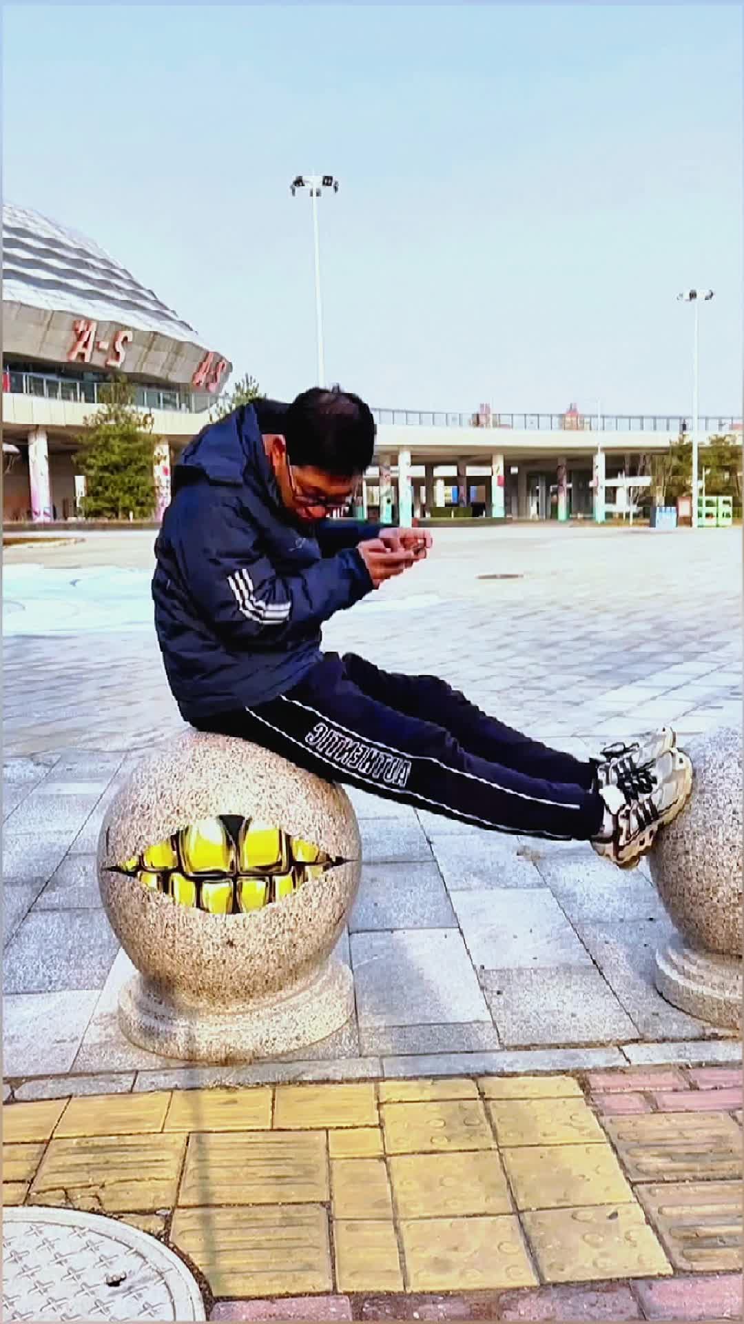 @luxiaxuzw1m