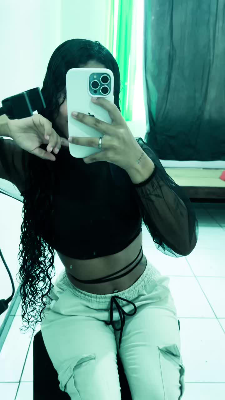 @00_laylinhaa