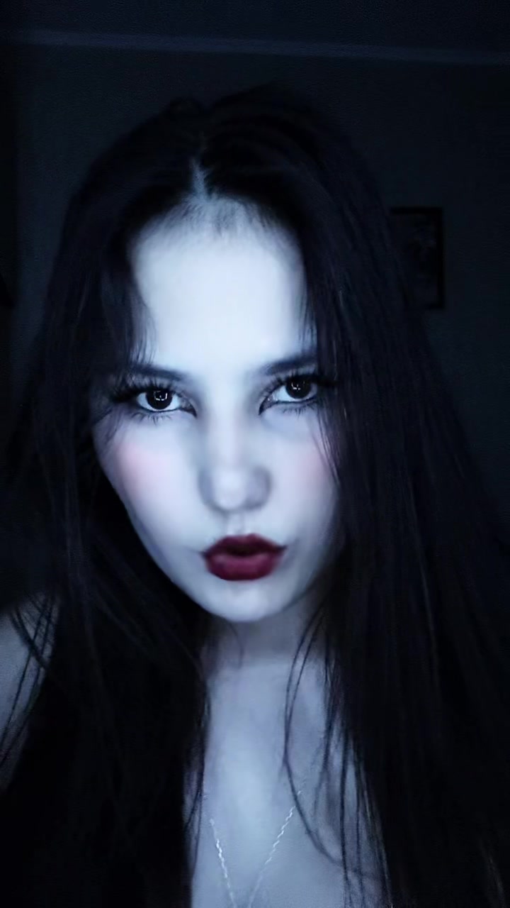 @𝓒𝓪𝓻𝓻𝓲𝓮 𝓣𝓪𝔂𝓵𝓸𝓻