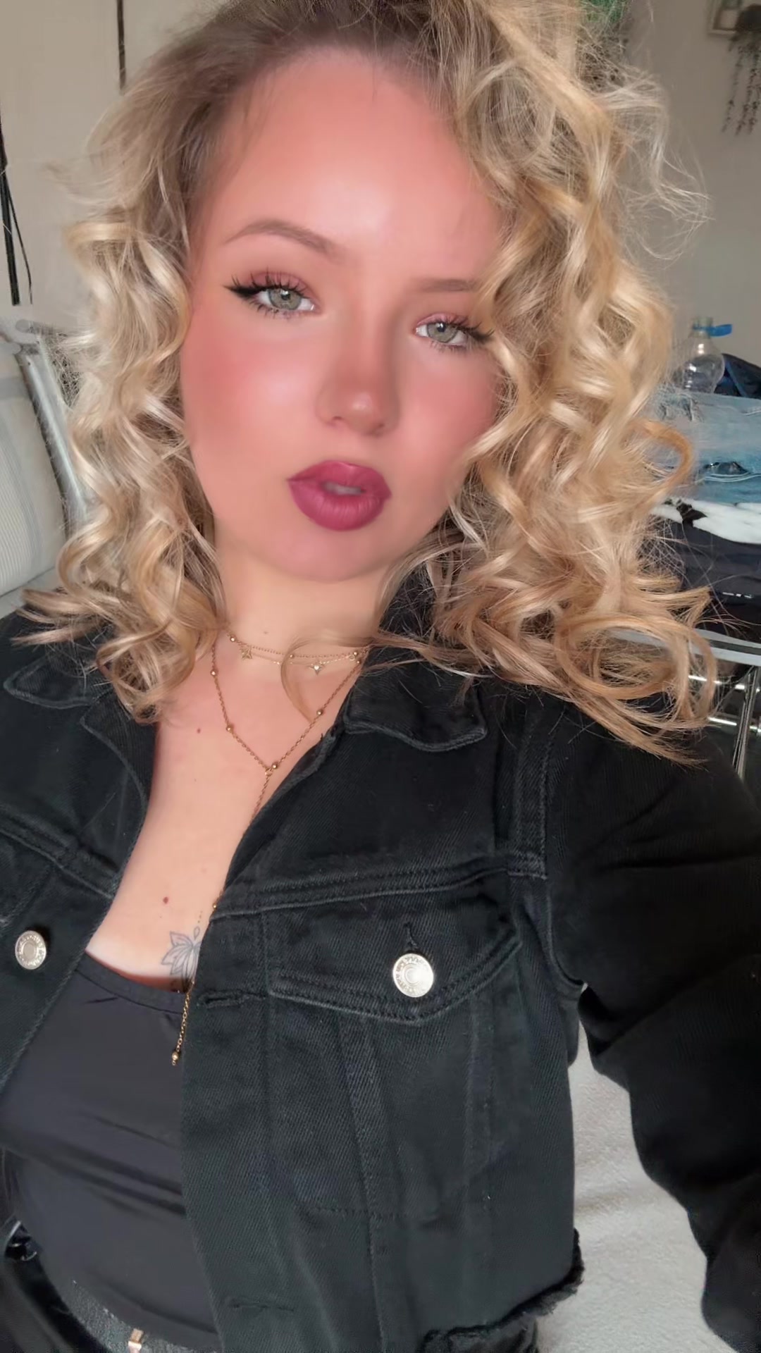 @oupsi_.2