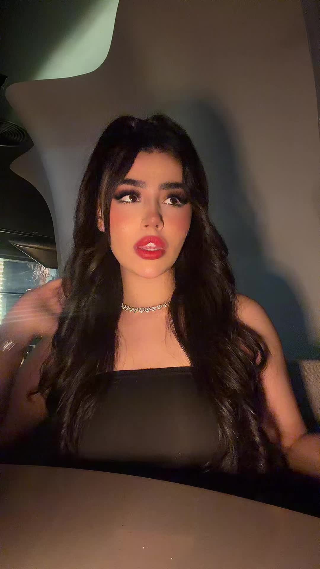 @elisa.shayeste