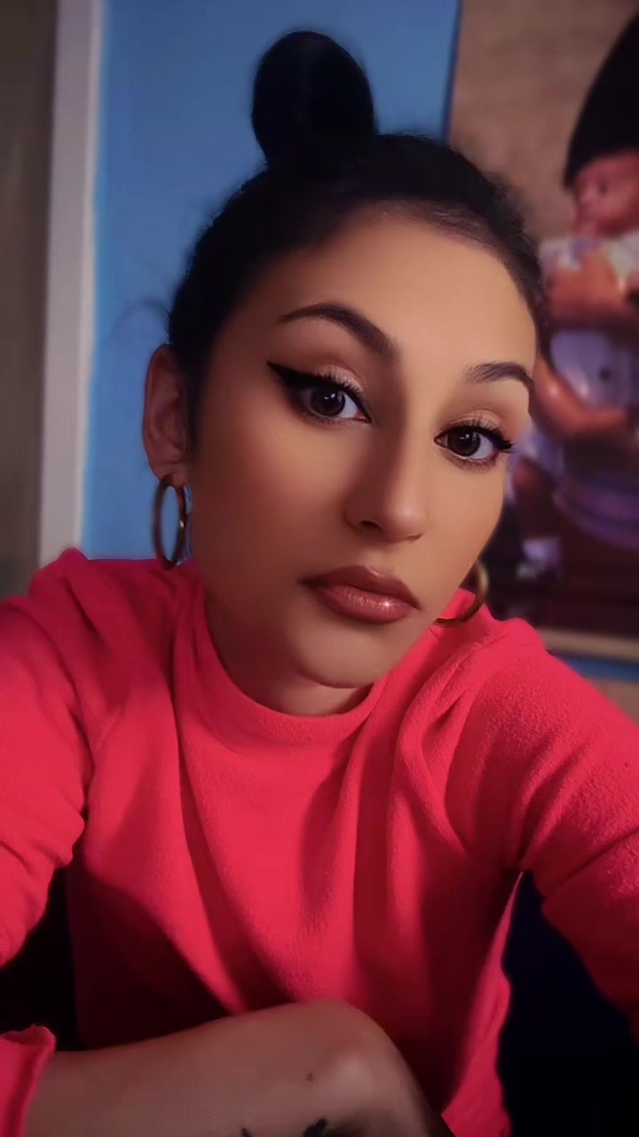 @AnaMaria18