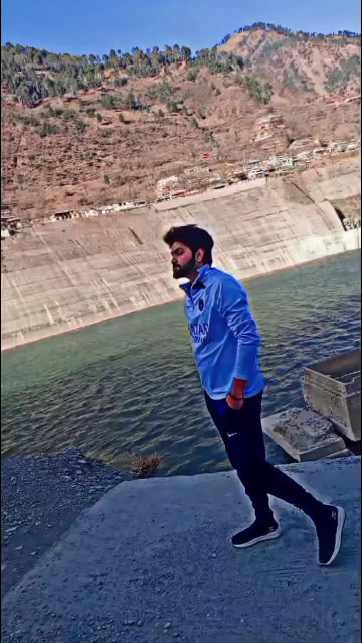 @RaNa 👑