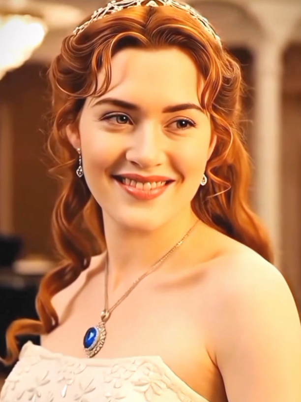 @Titanic Scene Vault