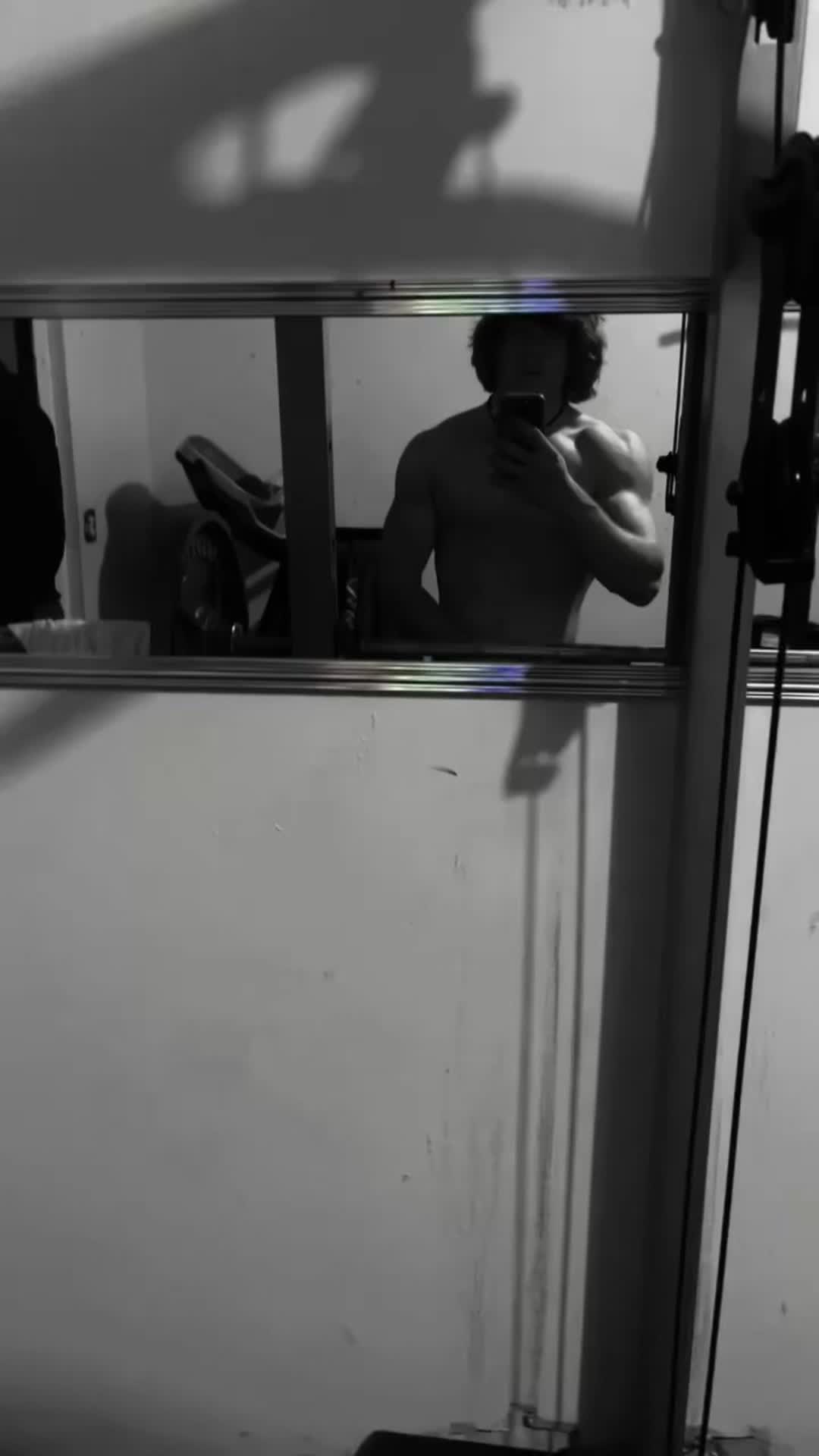 @Fl&yuml;
