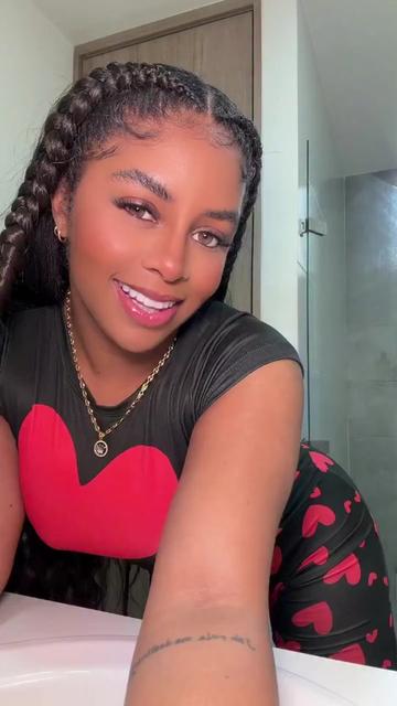 @LoveSexy 🕊️