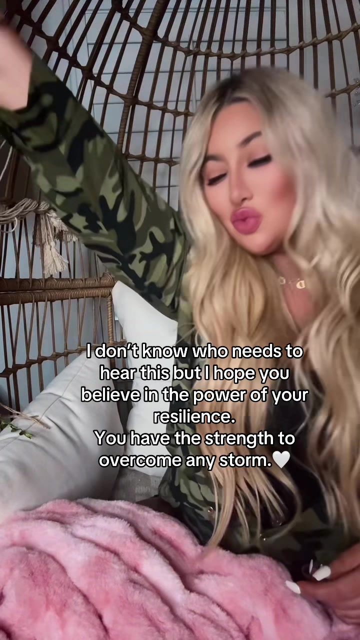 @ASHLEY KING