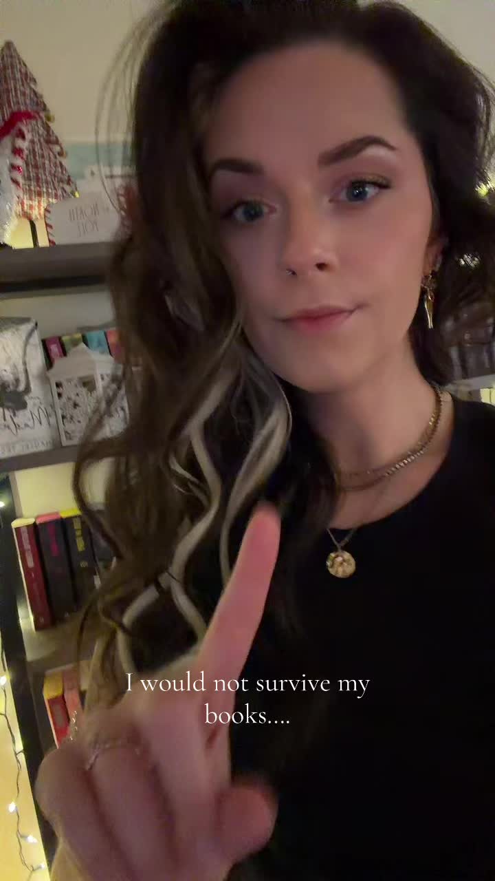 @Emily Violet 📚