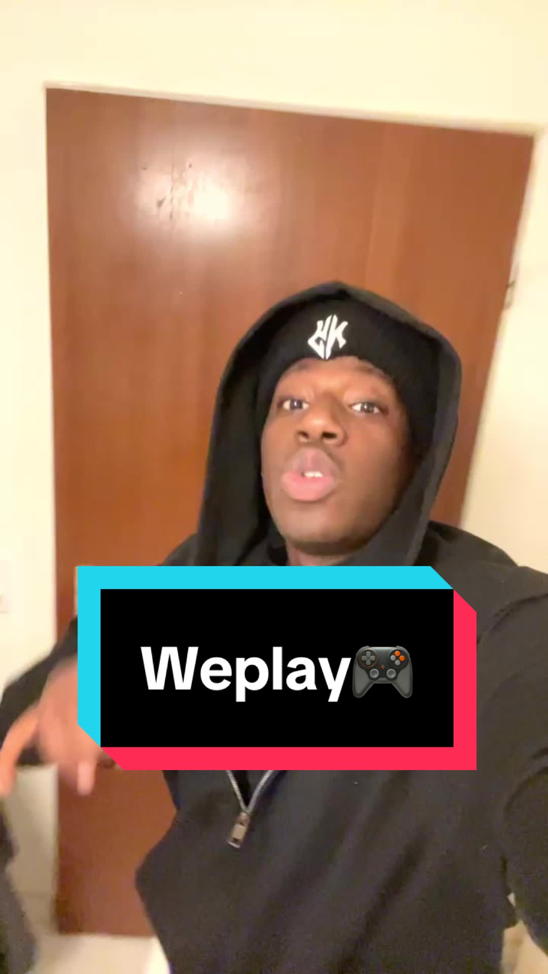 @momotimeeeone
