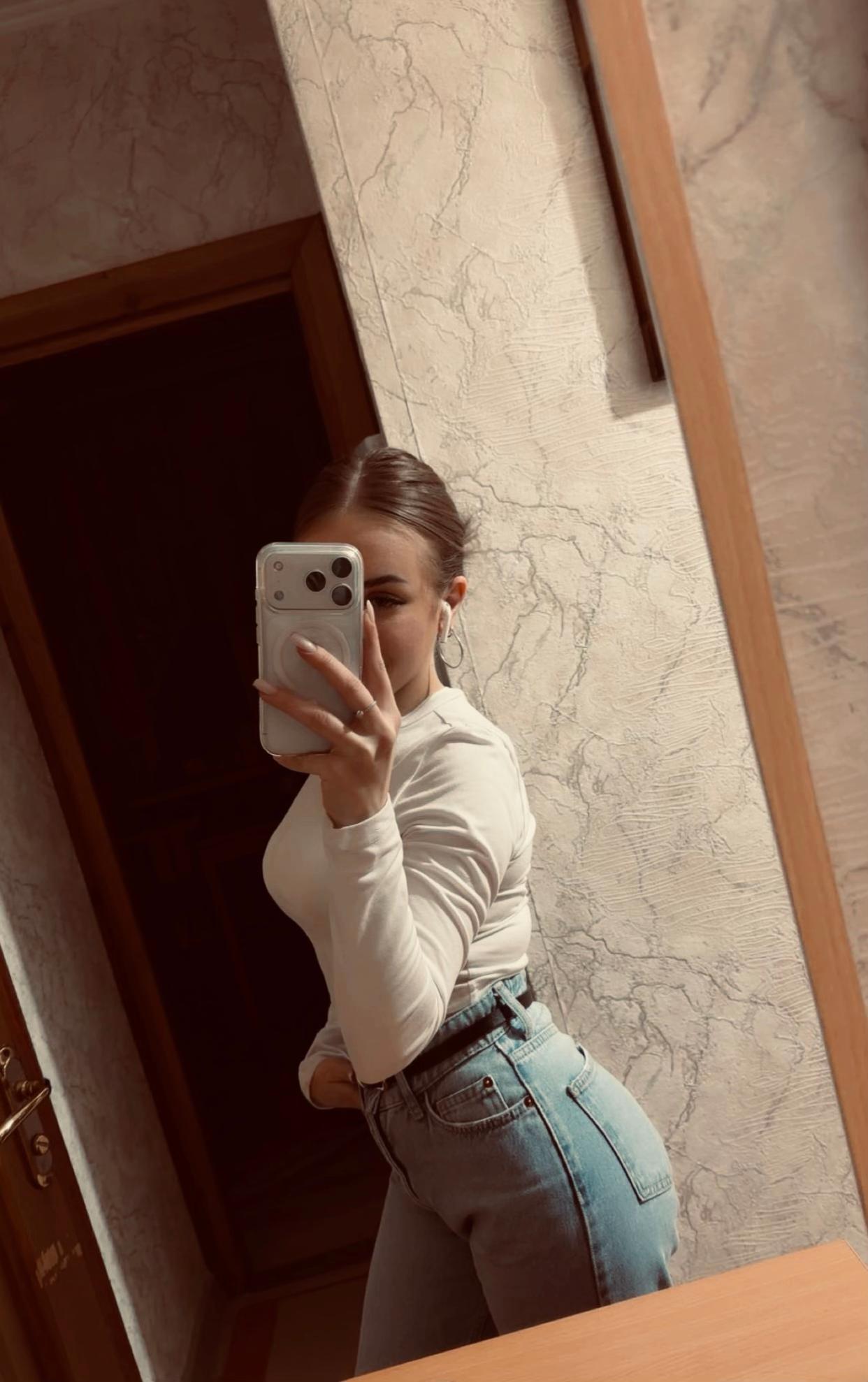 @🥥