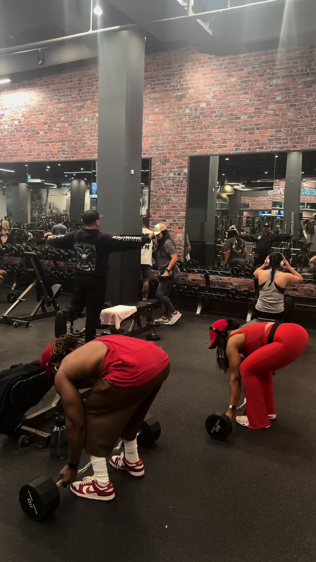 @Tee_ snatchd 🧘🏾&zwj;♀️