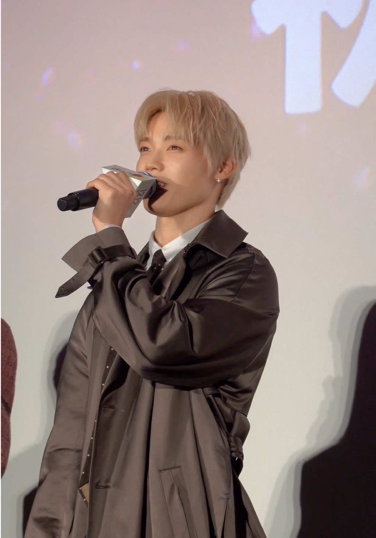 official__ini (@official__ini) - Urlebird