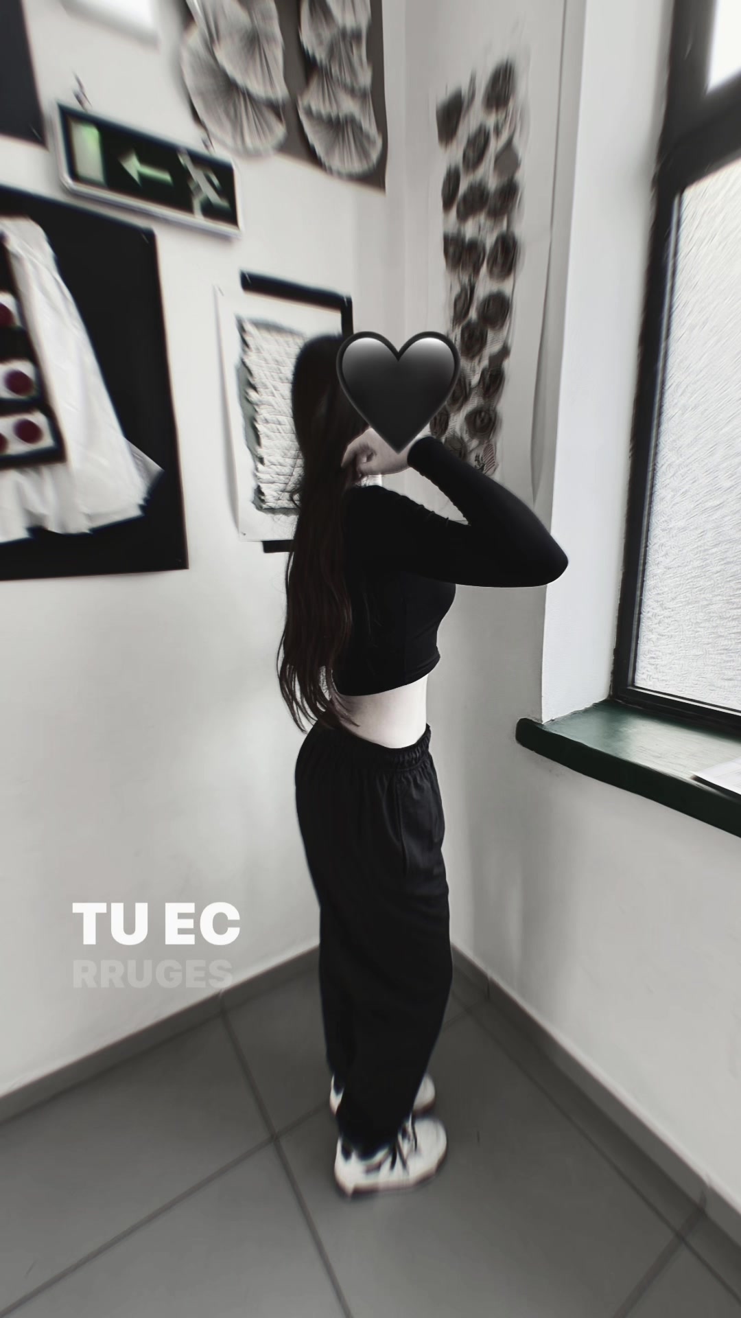 @🐼