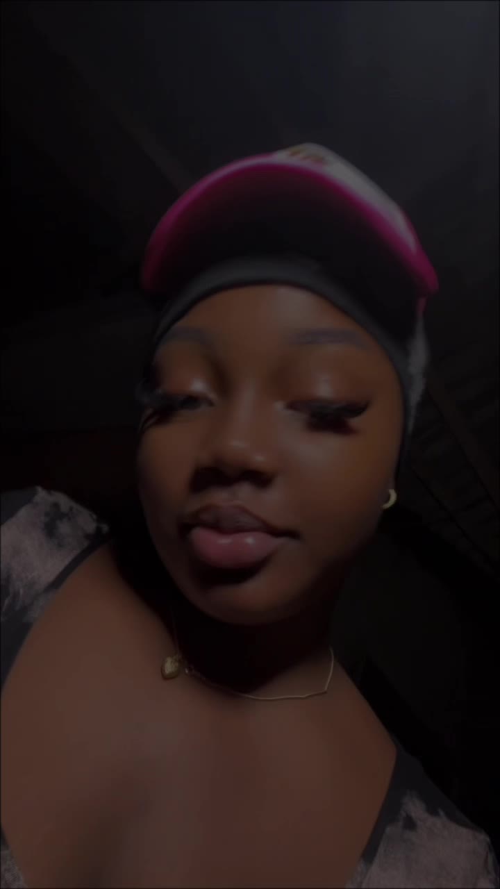 @🧚&zwj;♂️Anna🫧🌸🖤