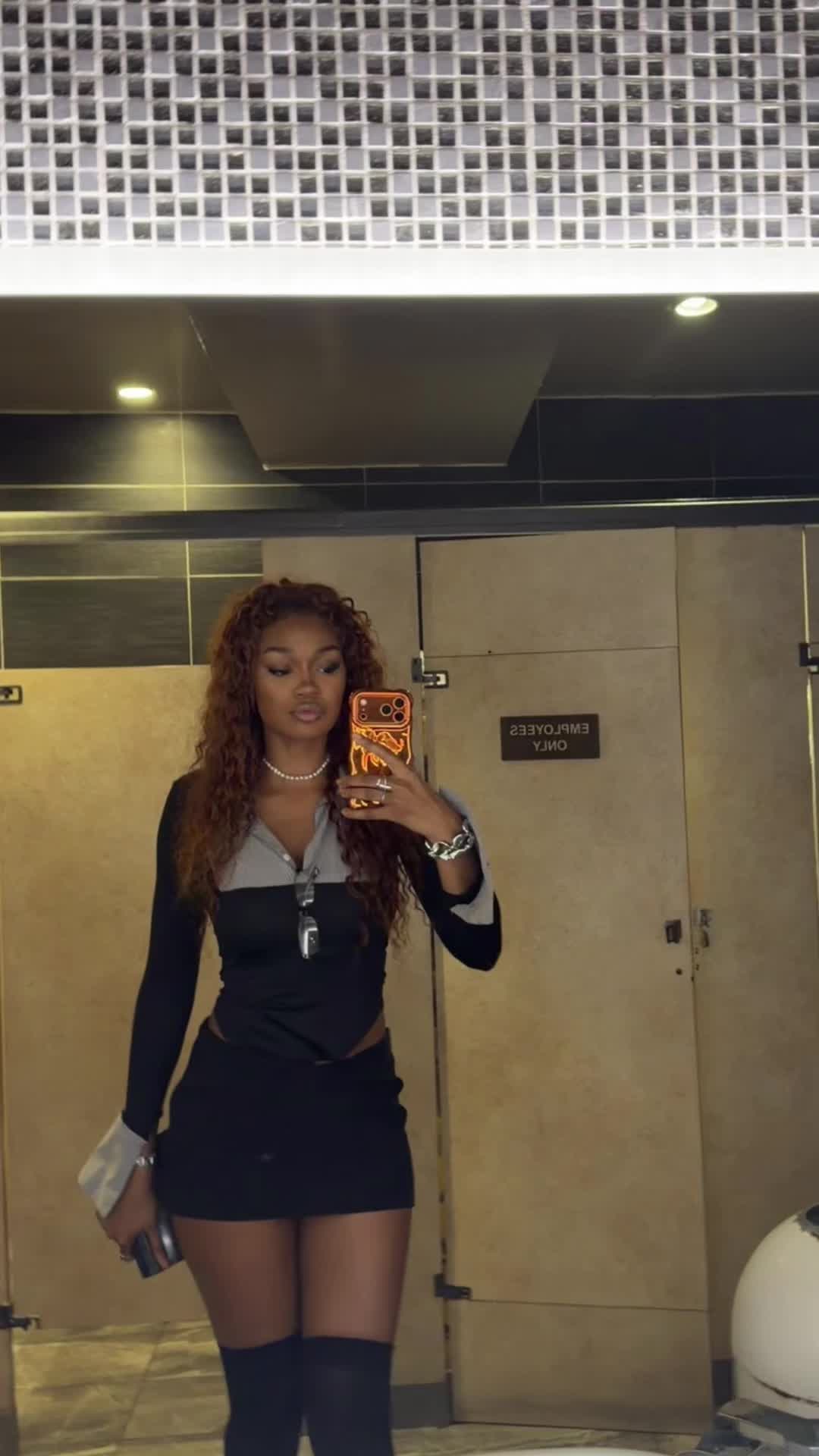 @earthtobtches777