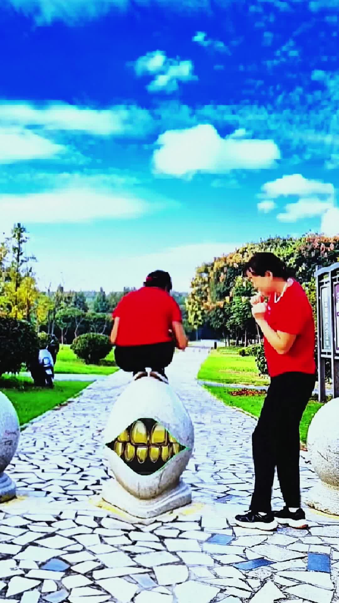 @luxiaxuzw1m