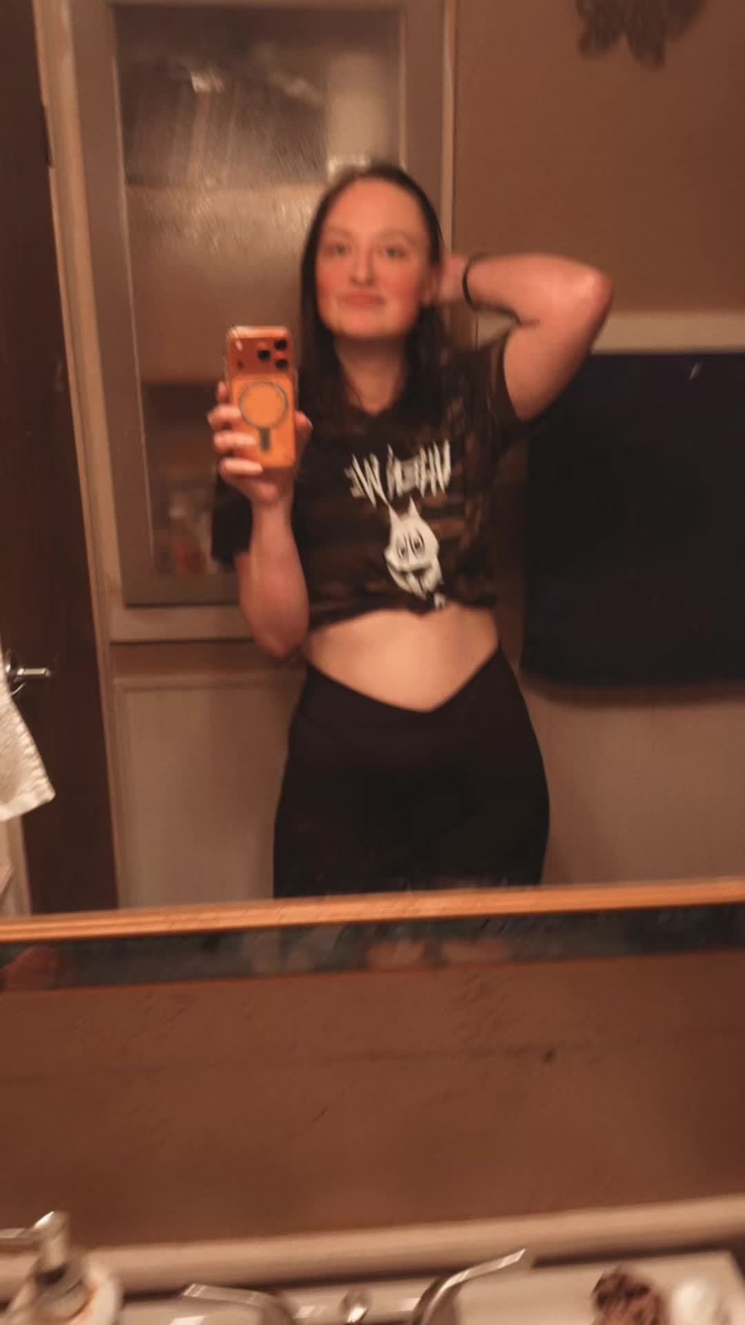 @Jessica🖤✨🧿