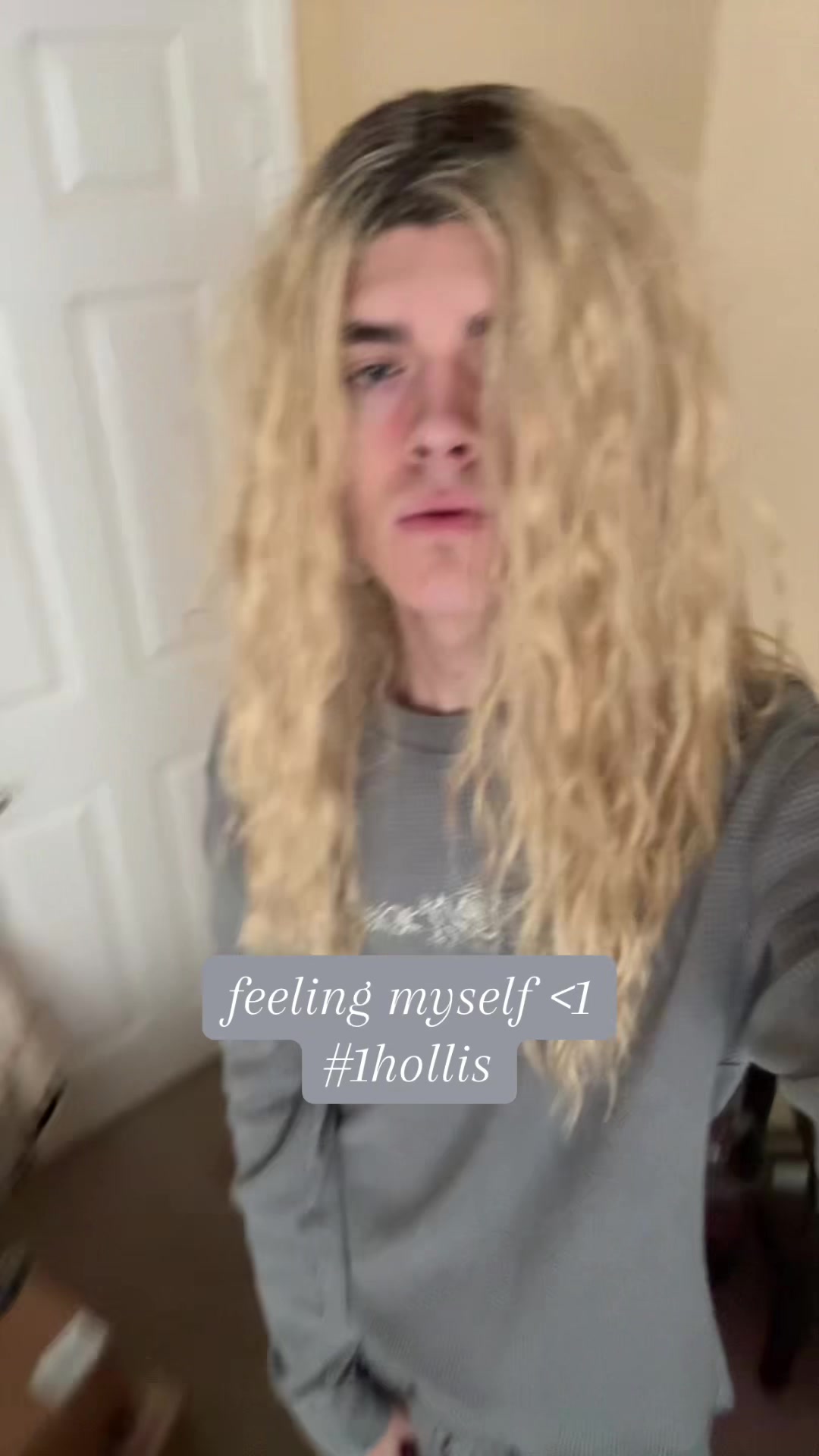 @1hollis