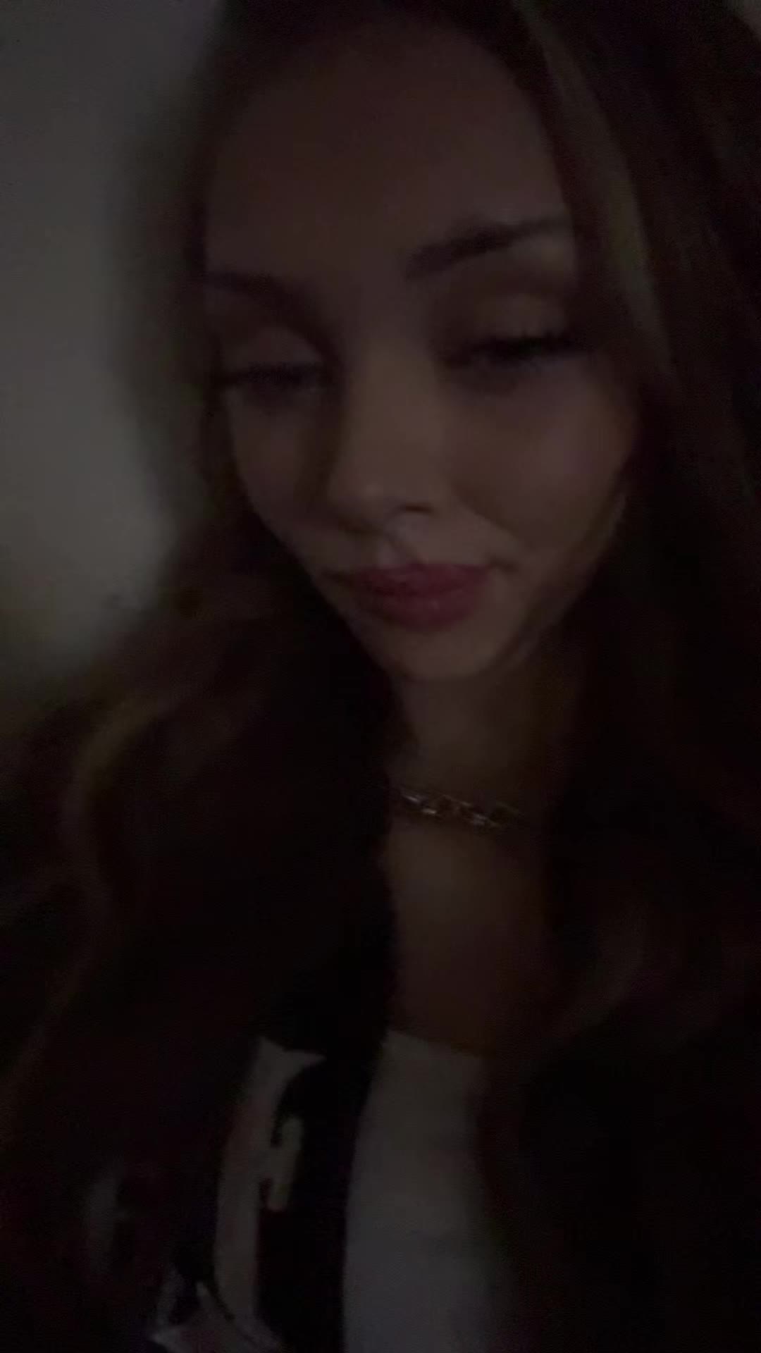@mayleimonroe