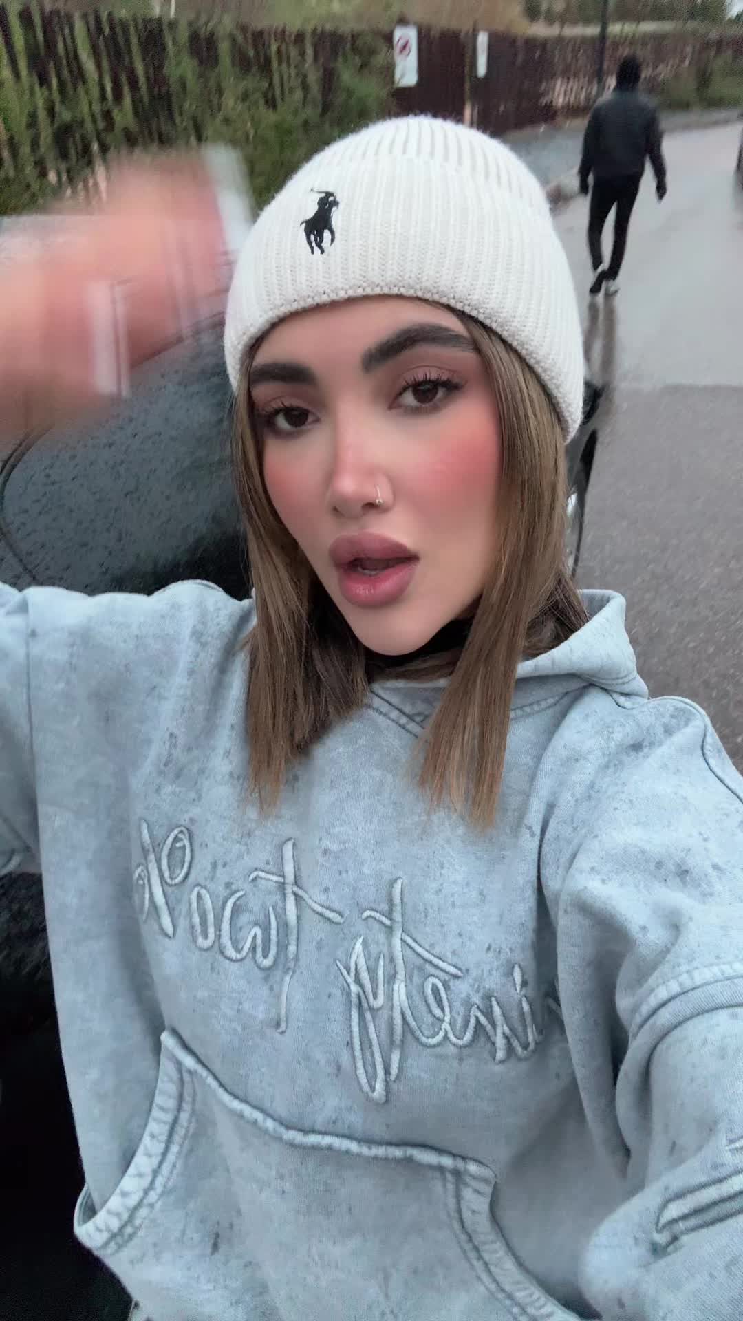 @yasna_moradi