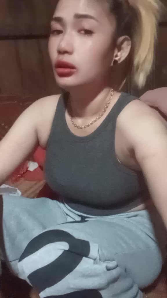 @ធំមិនចេះតូច