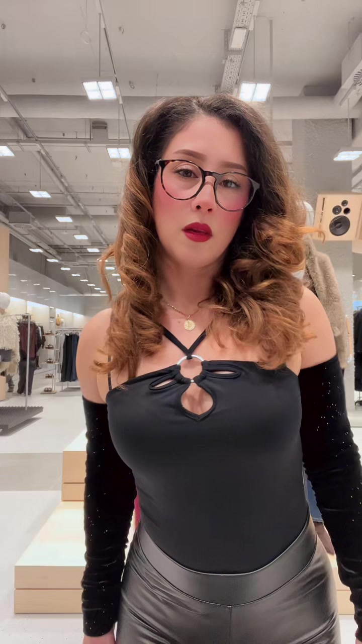 @Isabelita