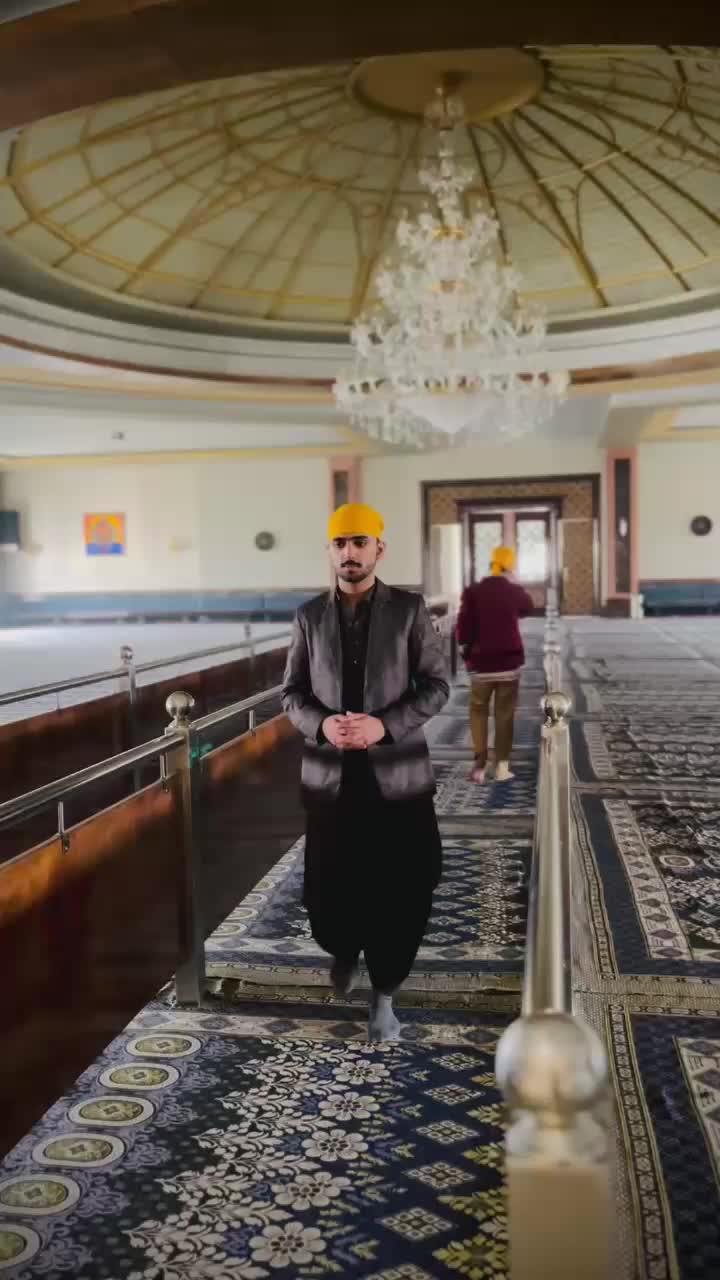 @AmiT🖤