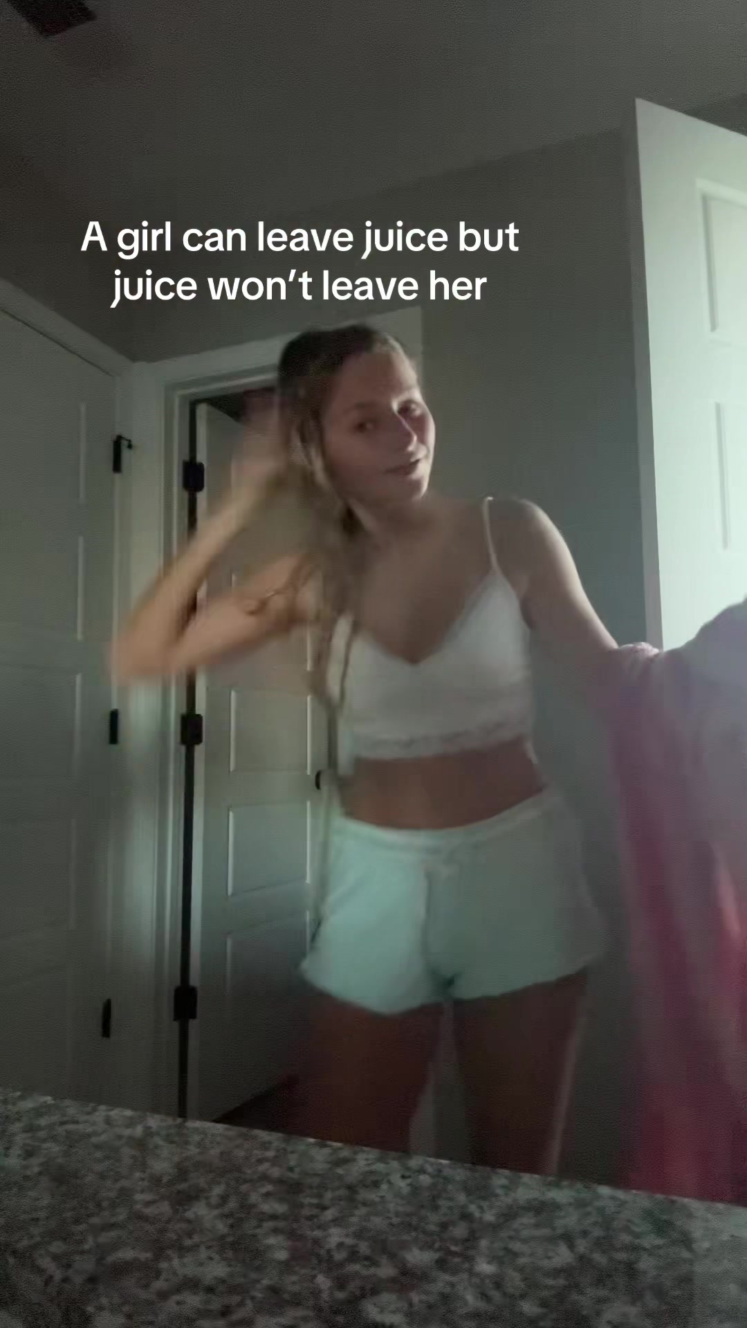 @ellarobertsoonn