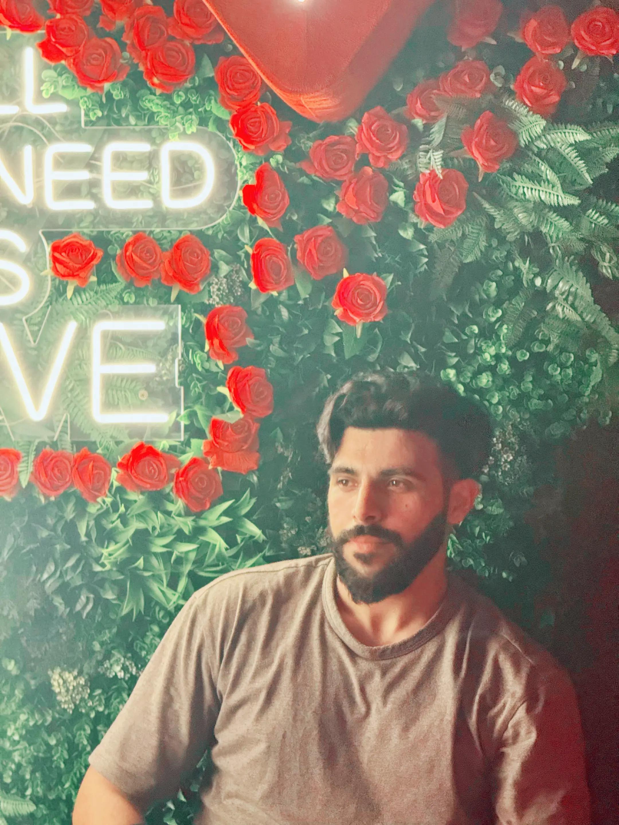 @MALIK_🇵🇰 👉 🇬🇧
