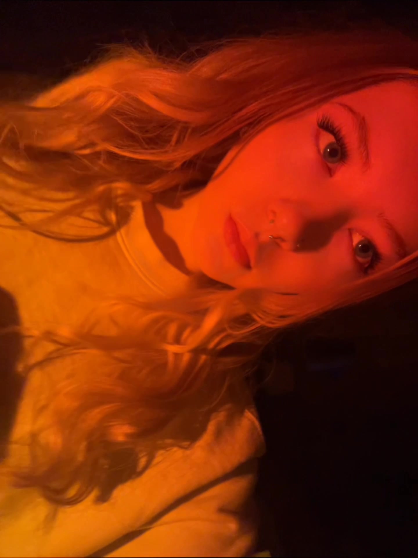@￶