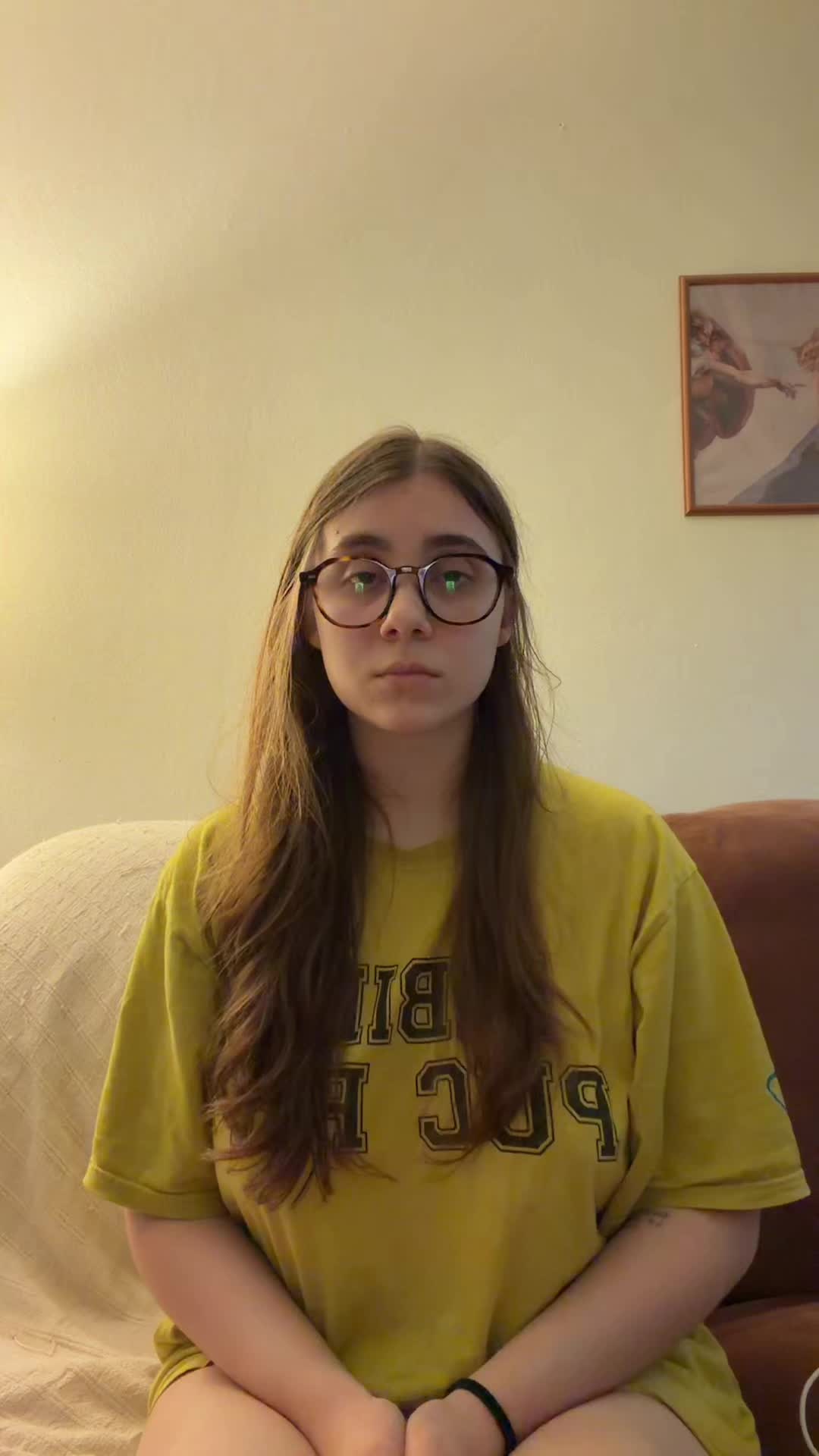 @Haylla Ina&ecirc;