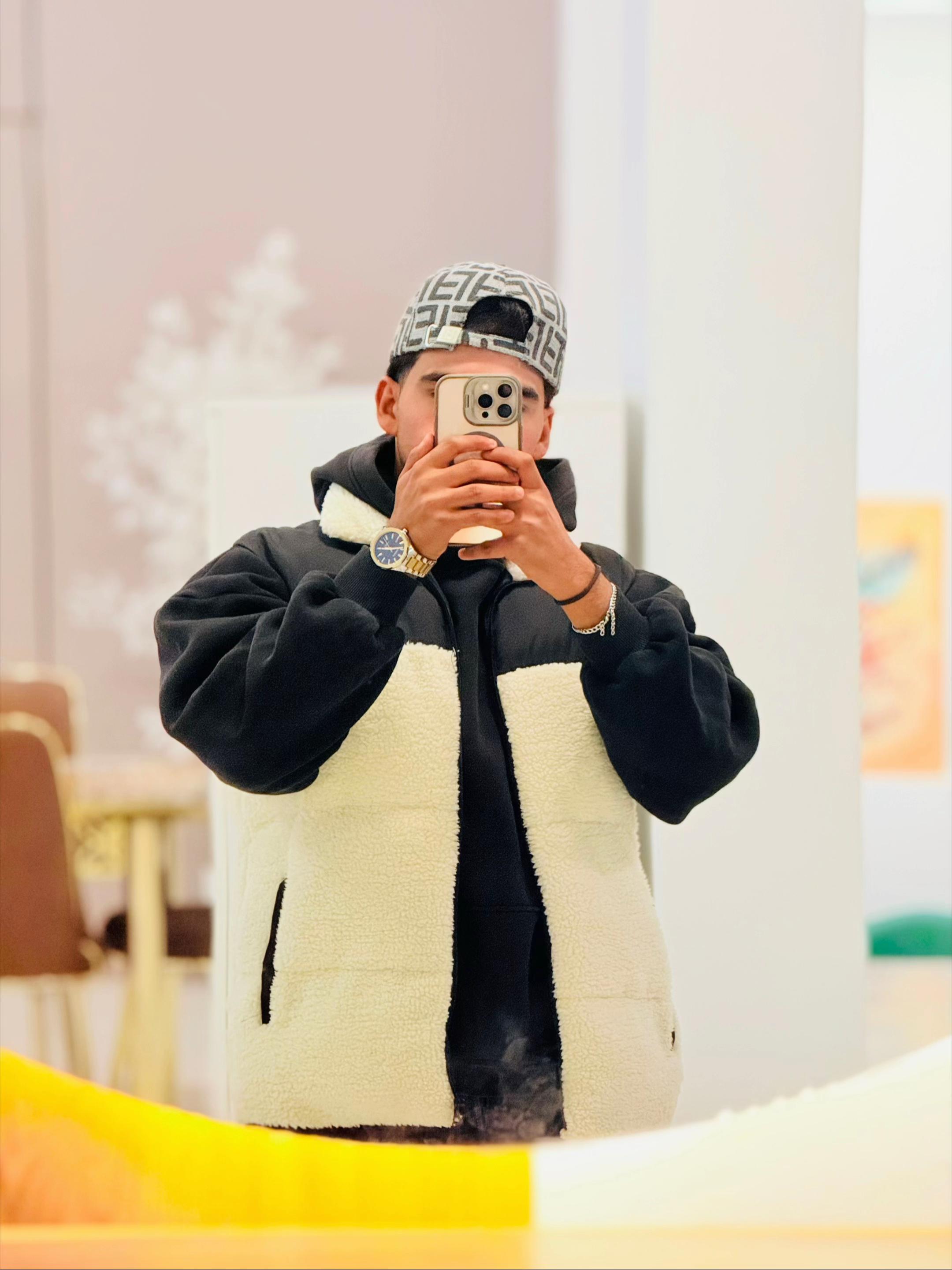 @إسـلام الـعقـوري🤍.