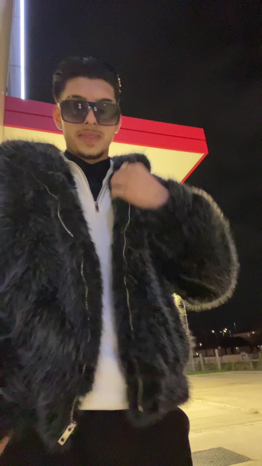 @𝓐𝓵𝓮𝔁 𝓑