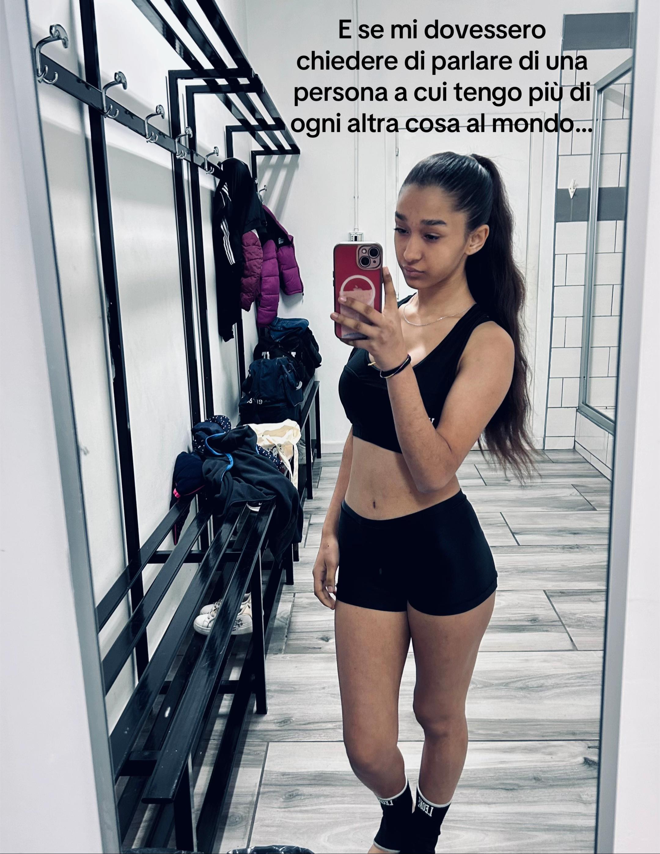 @𝓛𝓪𝓾𝓻𝓪🥊